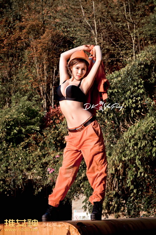 [TGOD��Ů��]2016.02.08 �ڼ�Una ������һ��[9P103M]