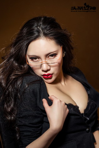 [ͷ��Ů��] 2016.09.16 No.135 ��������-��� [24P-29M]