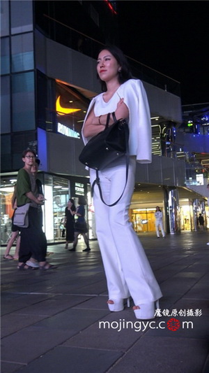 4K���壡��ҹ��İ׸߸��׿������ŮOL[MP4-3.31GB]