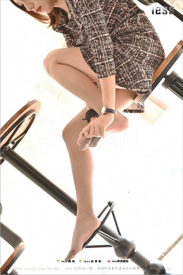 [IESS��˼Ȥ��]2017.08.25 NO.142 ޱޱ [71P84M]